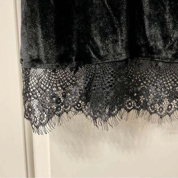 Goth Dress - Picture 6 of 8